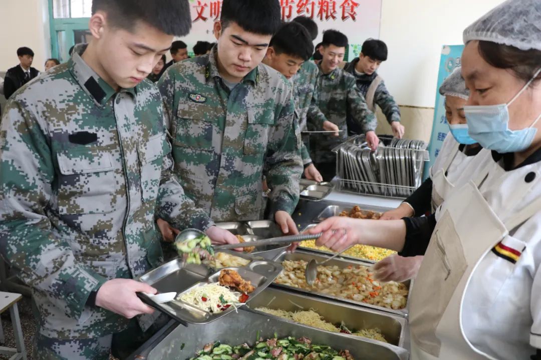 龙江旅游职业学校